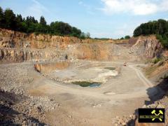 Basalt-Steinbruch Löhley bei Üdersdorf nahe Daun, Vulkaneifel, Rheinland-Pfalz, (D) (1) 01. Juni 2014.JPG